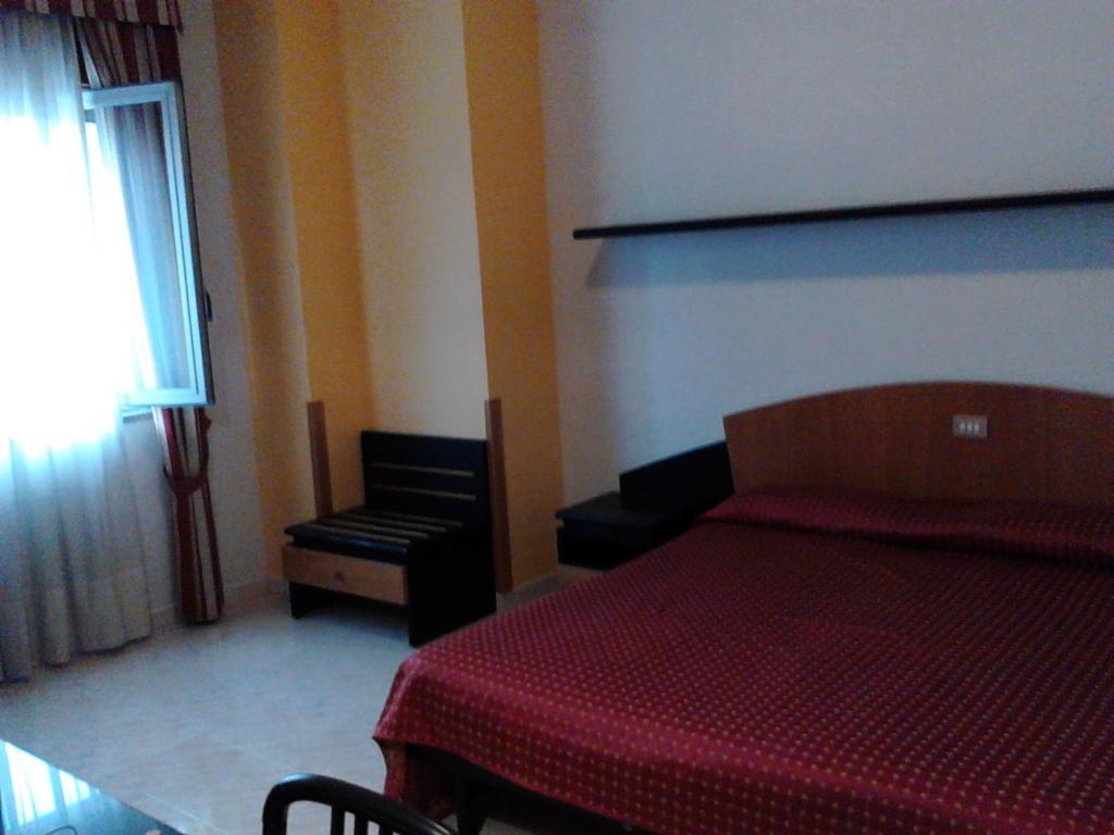 Motel Forum Polla Δωμάτιο φωτογραφία